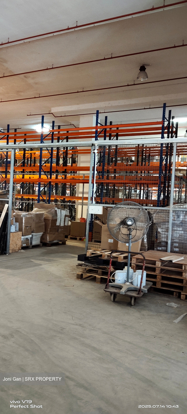 Bth Building (D19), Warehouse #459074591